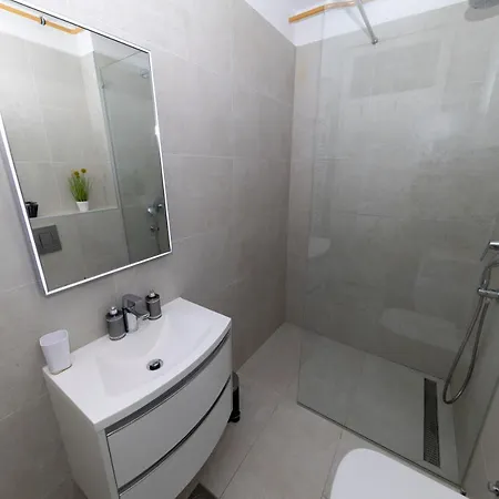 Lusea * Ζαντάρ