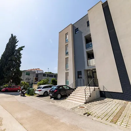Appartamento Lusea Zara